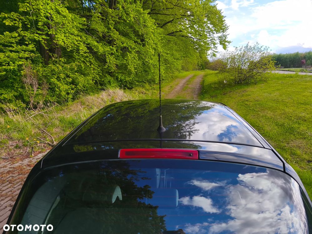 Renault Clio 1.2 16V Ripcurl - 10