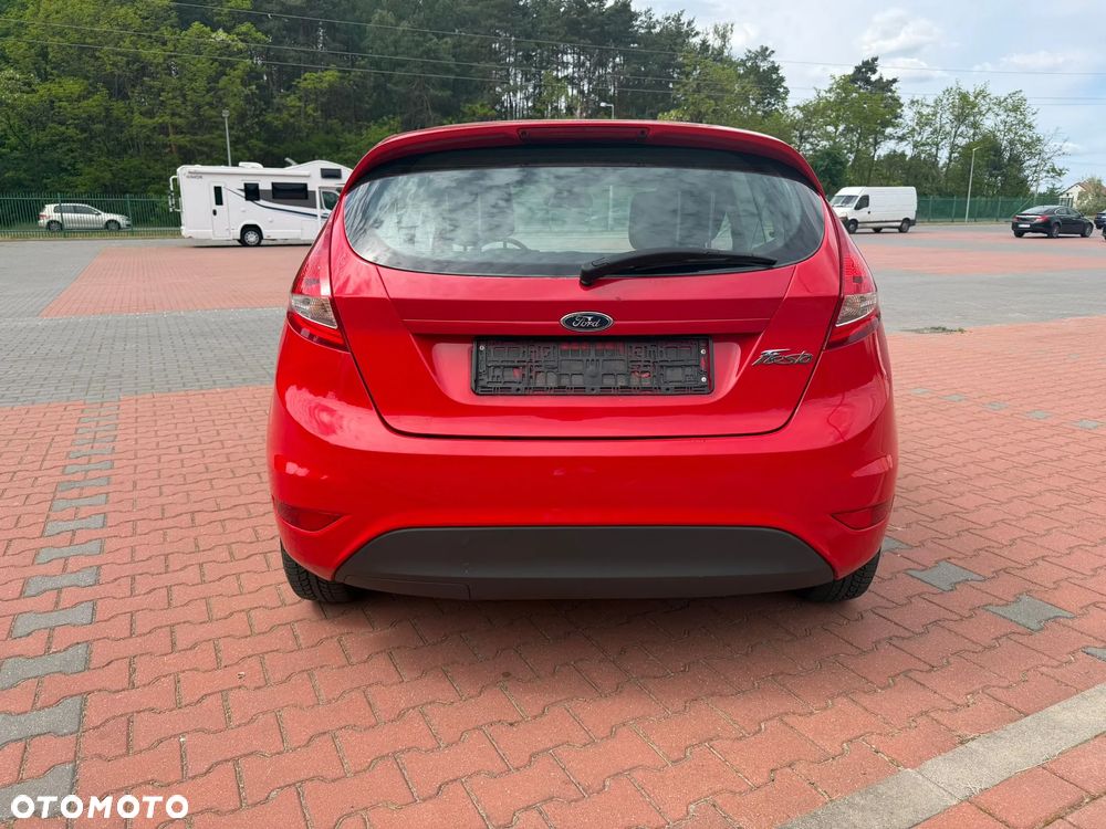 Ford Fiesta 1.25 Champions Edition - 6