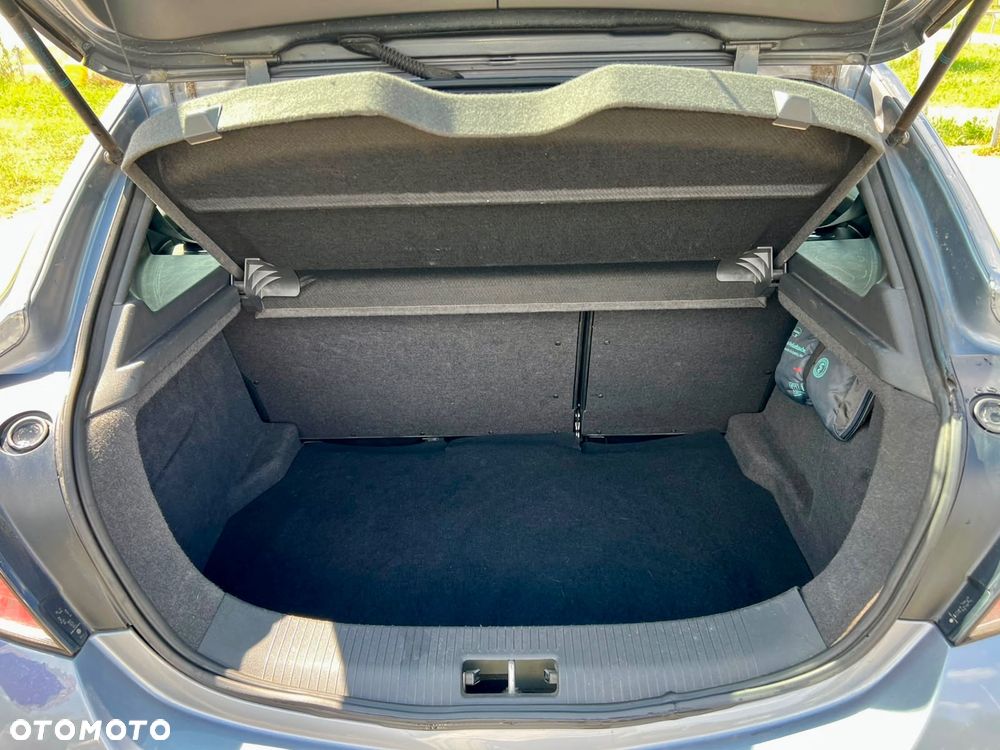 Opel Astra - 26