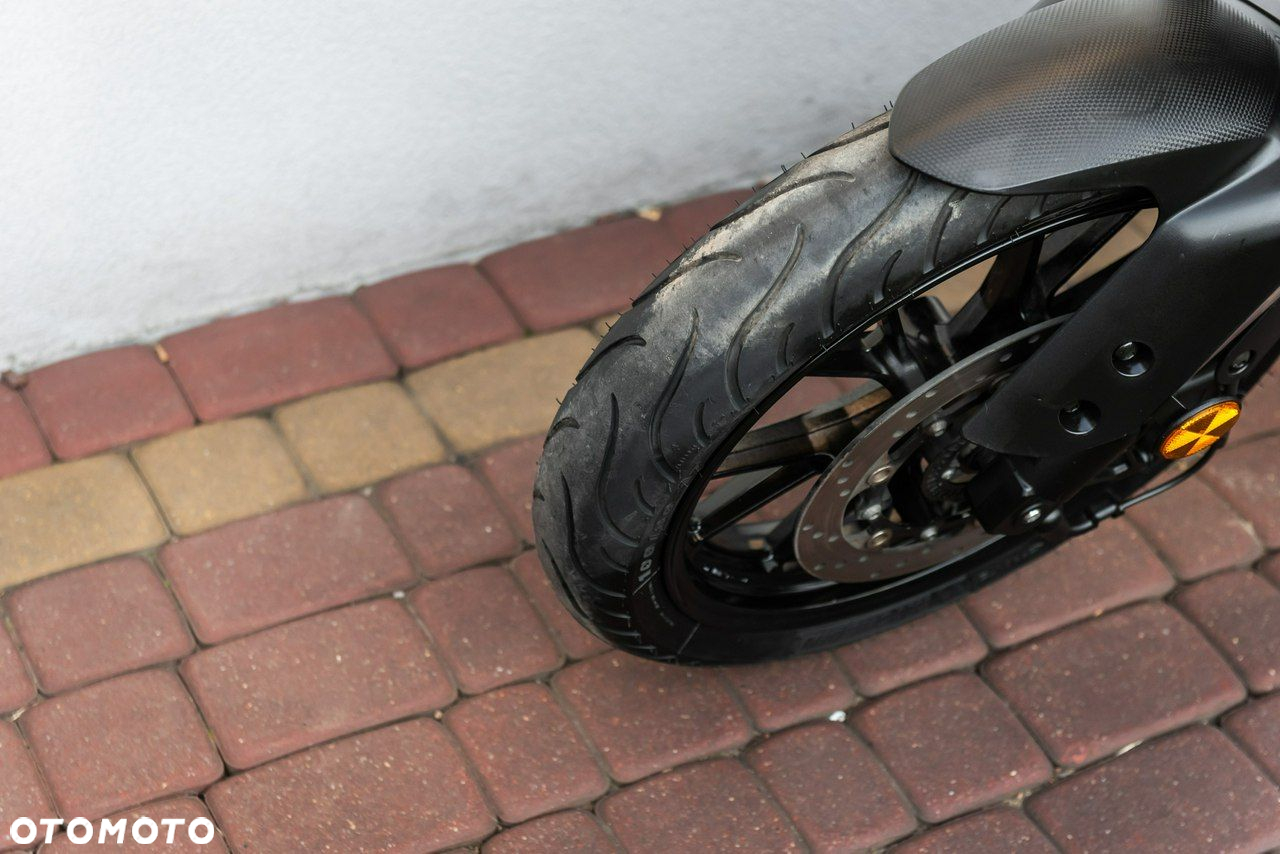 Yamaha MT - 8