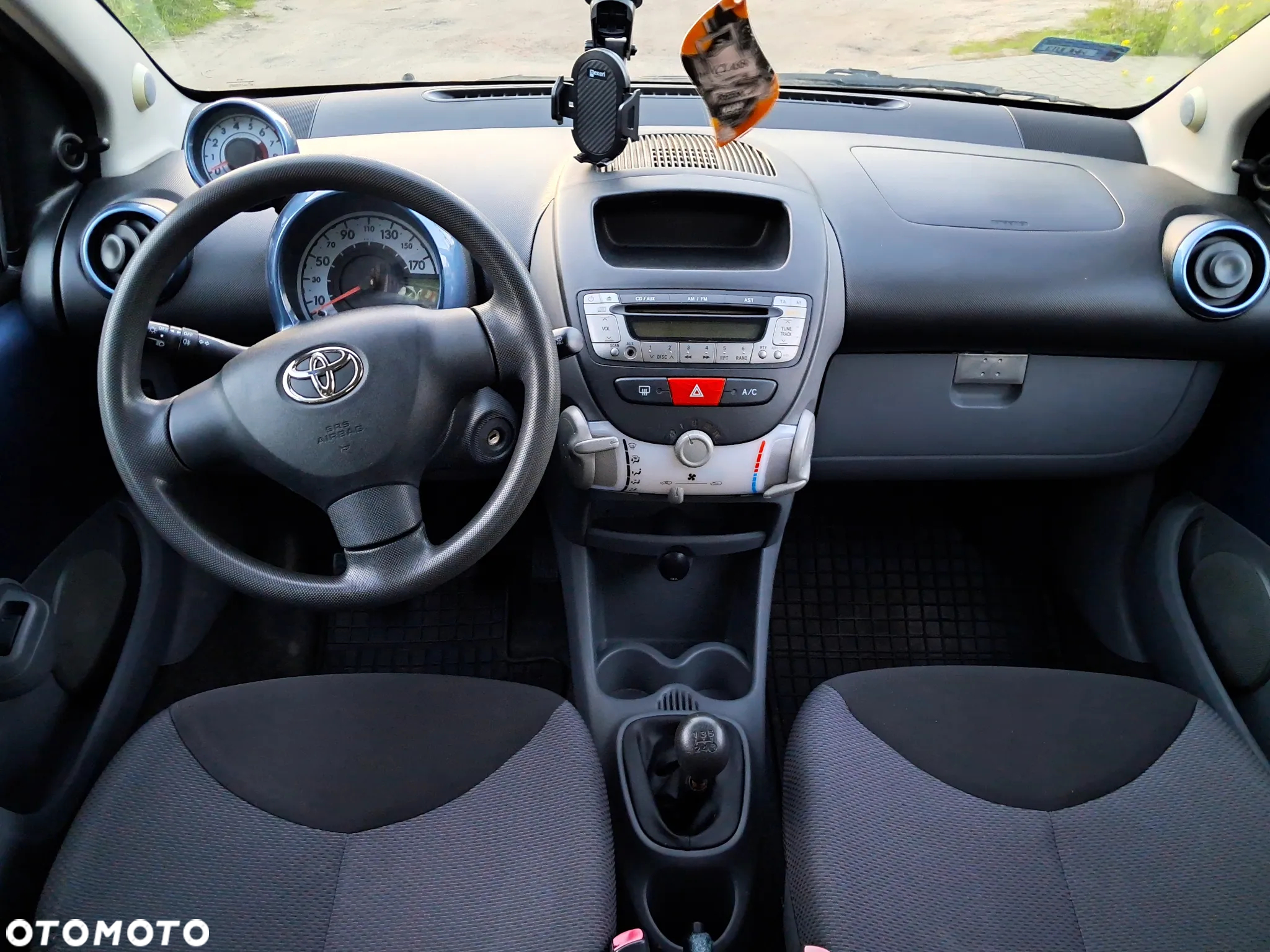 Toyota Aygo - 11