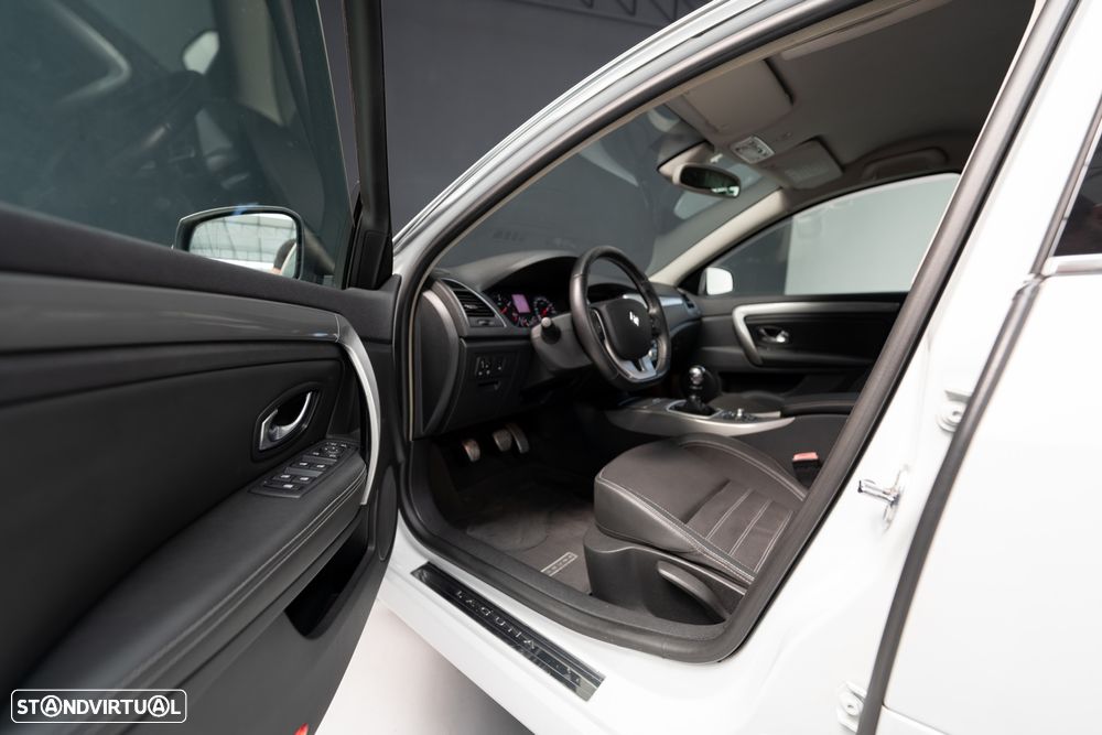 Renault Laguna Break 1.5 dCi SE Black Line - 28