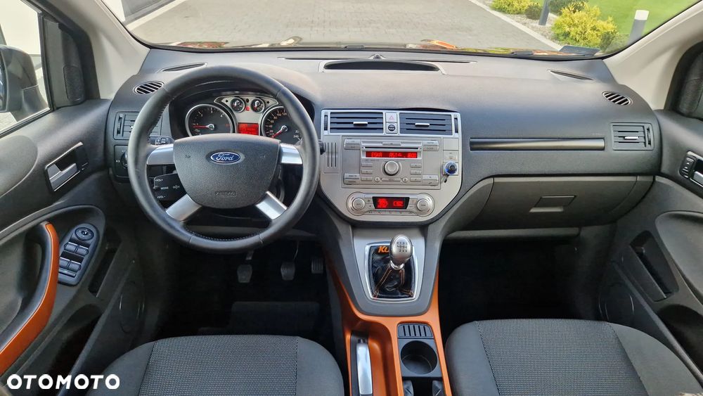 Ford Kuga 2.0 TDCi Titanium - 6