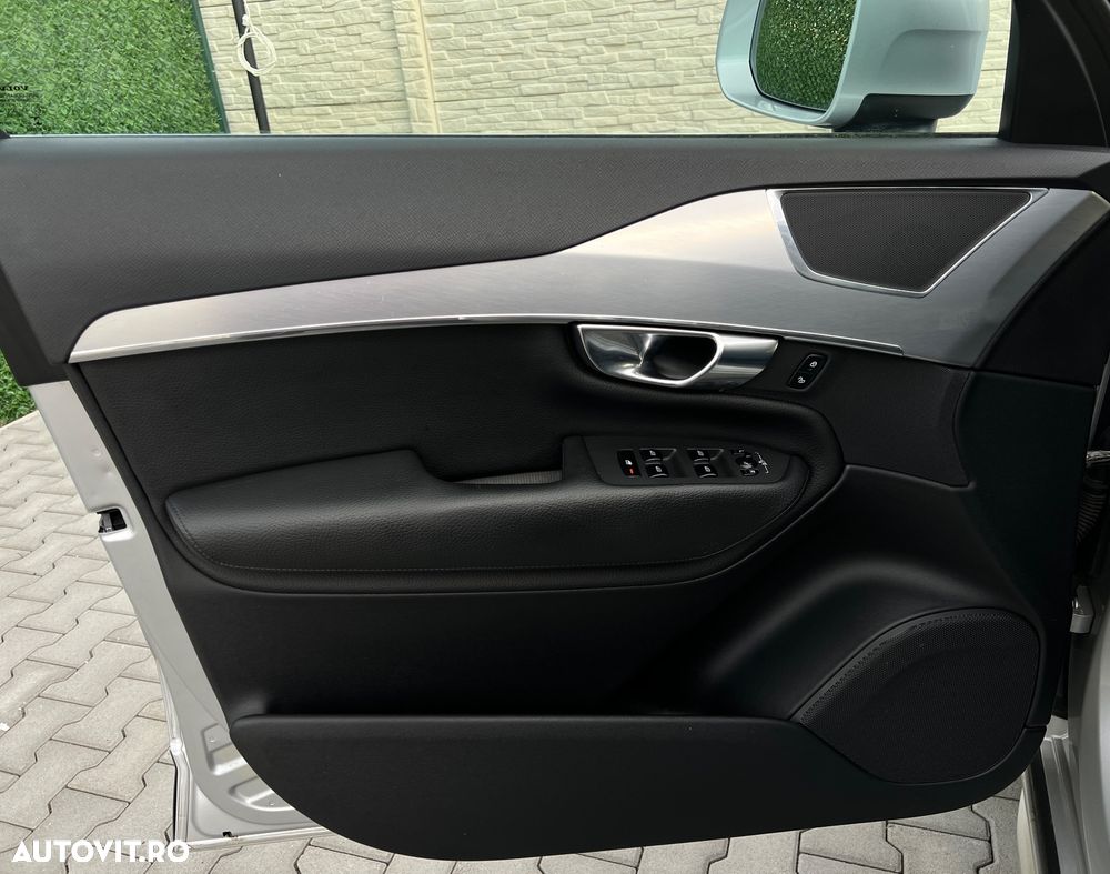 Volvo XC 90 D5 AWD Momentum - 18