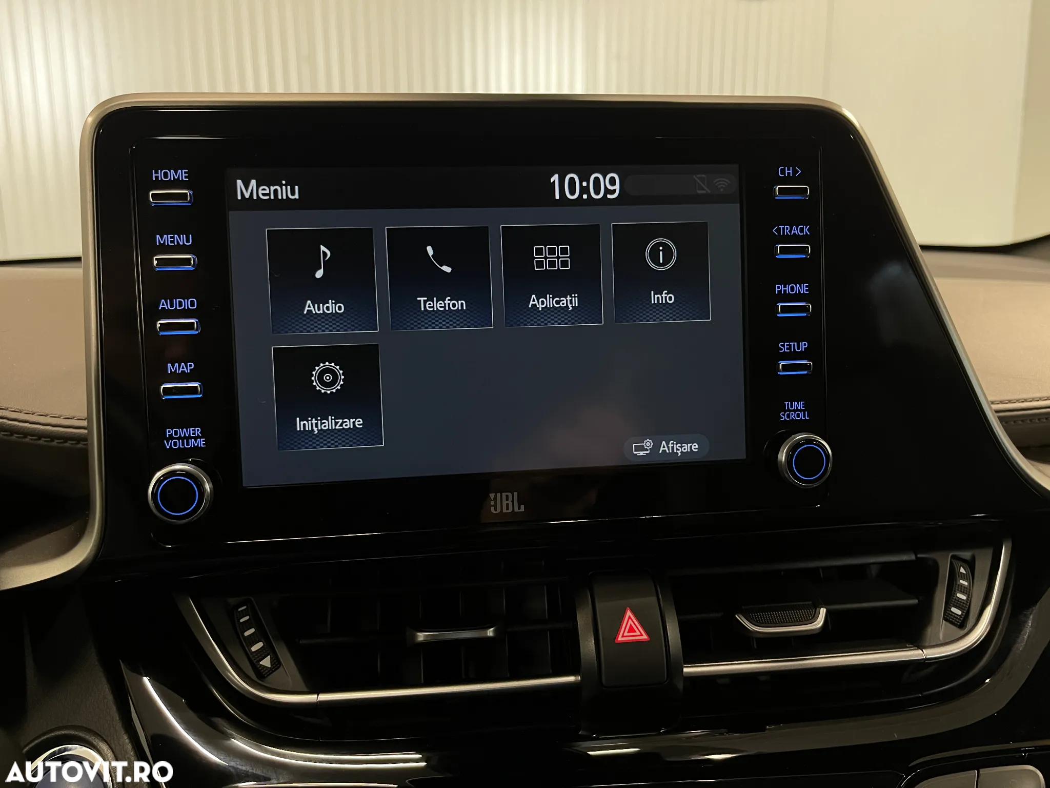 Toyota C-HR 2.0 HSD 184 CP 4x2 CVT Classy Bi-Tone - 15