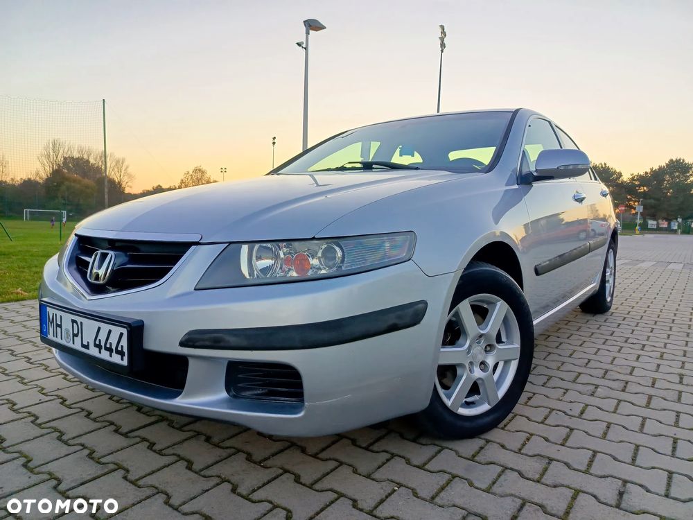 Honda Accord 2.0 ES - 4