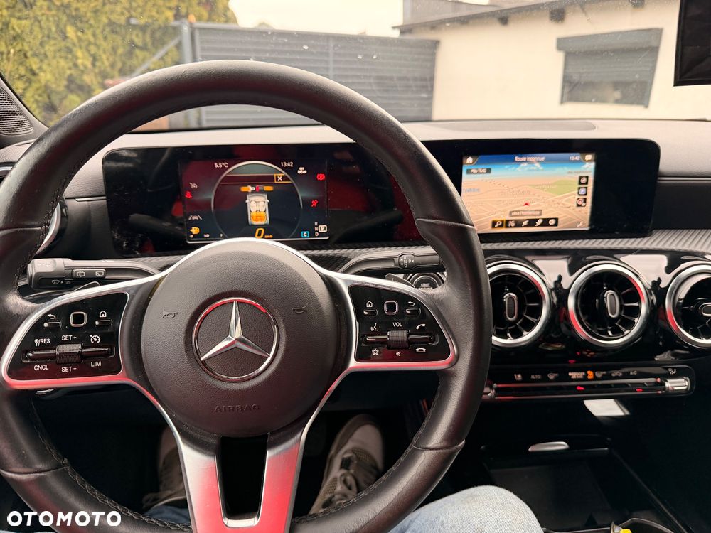 Mercedes-Benz CLA 180 d 8G-DCT Edition 2022 - 19