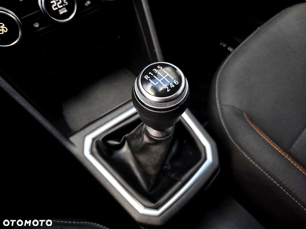 Dacia Sandero Stepway TCe 90 Expression + - 34