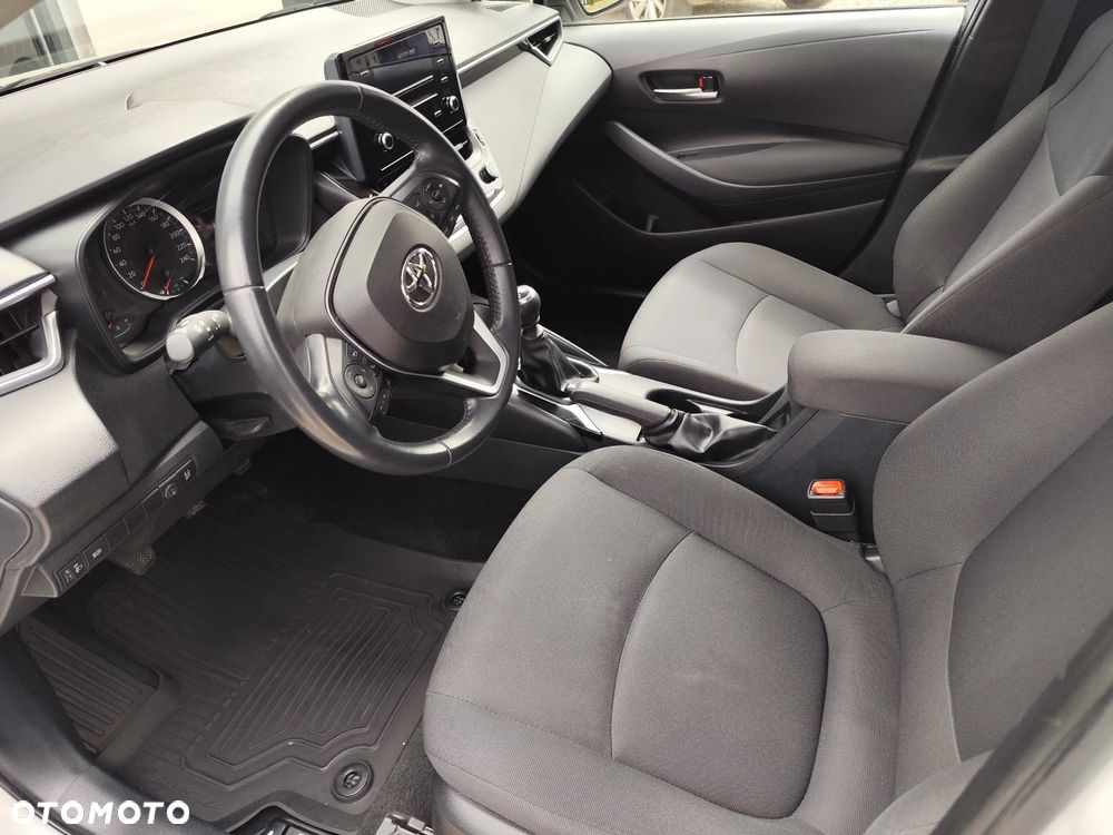 Toyota Corolla 1.6 Active - 16