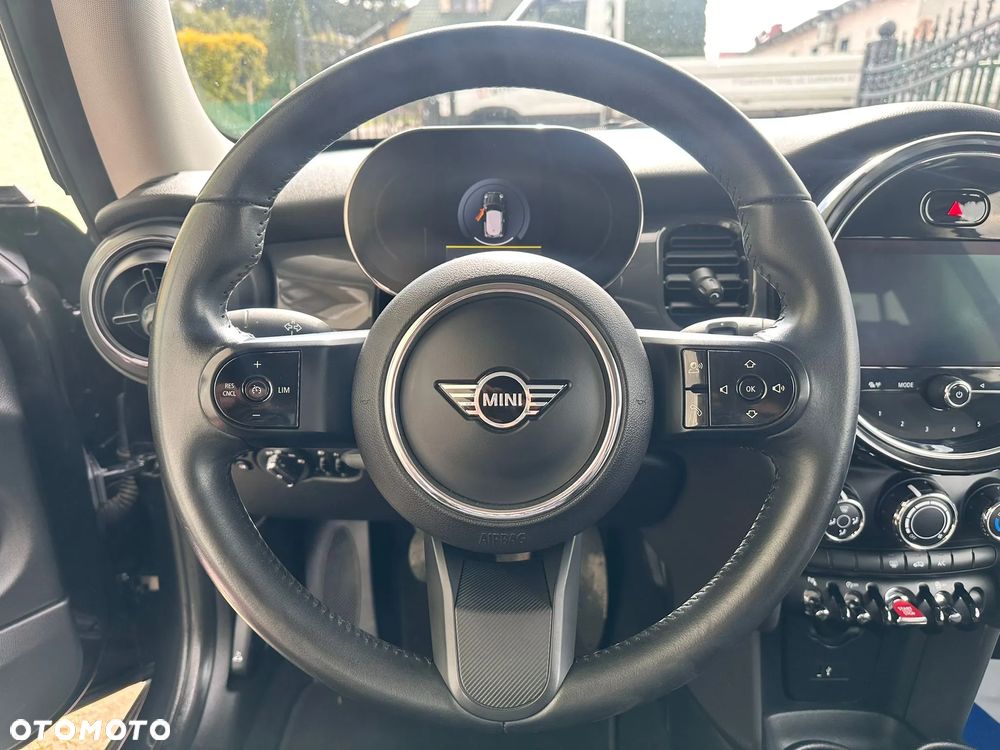 MINI ONE Classic Trim - 8