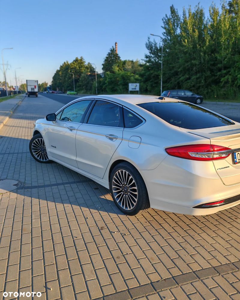 Ford Mondeo - 10
