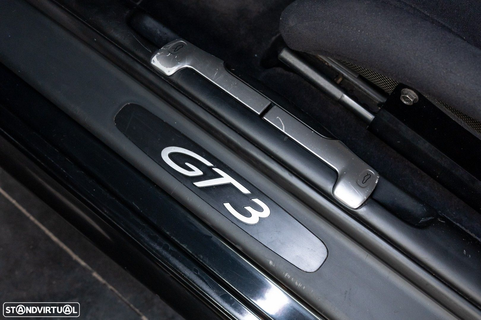 Porsche 911 Série F - 18