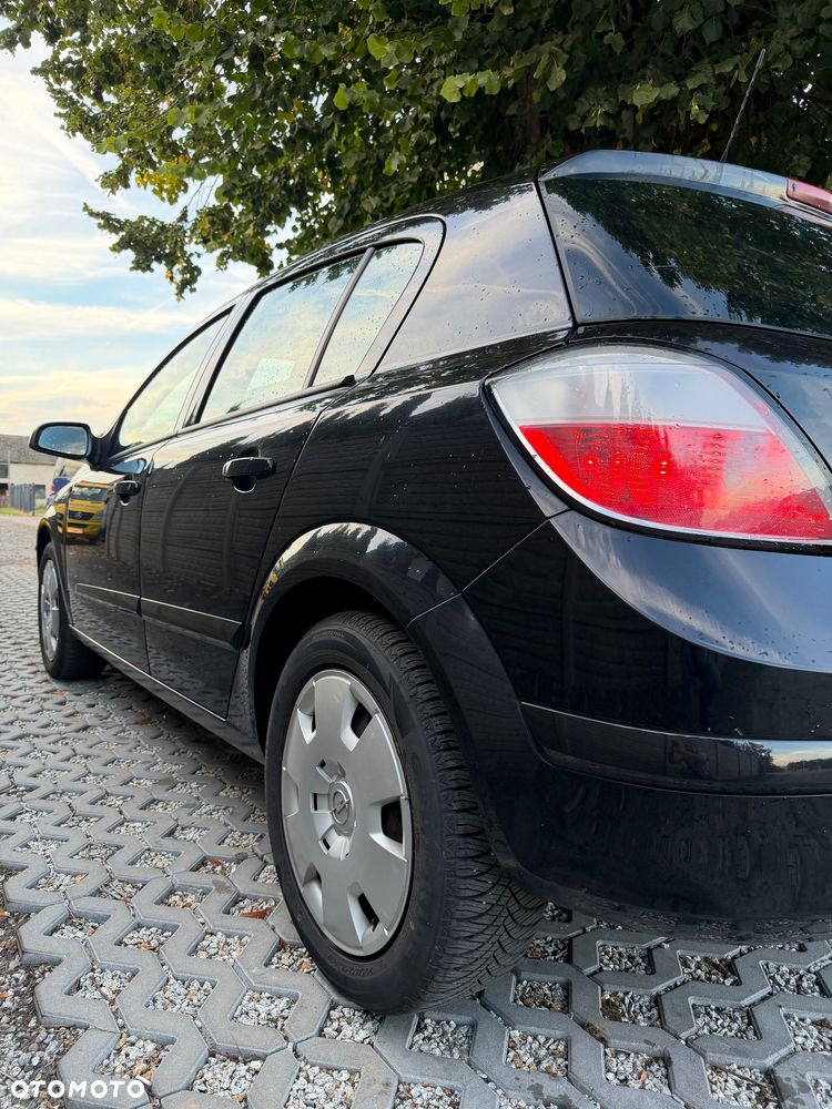 Opel Astra - 16
