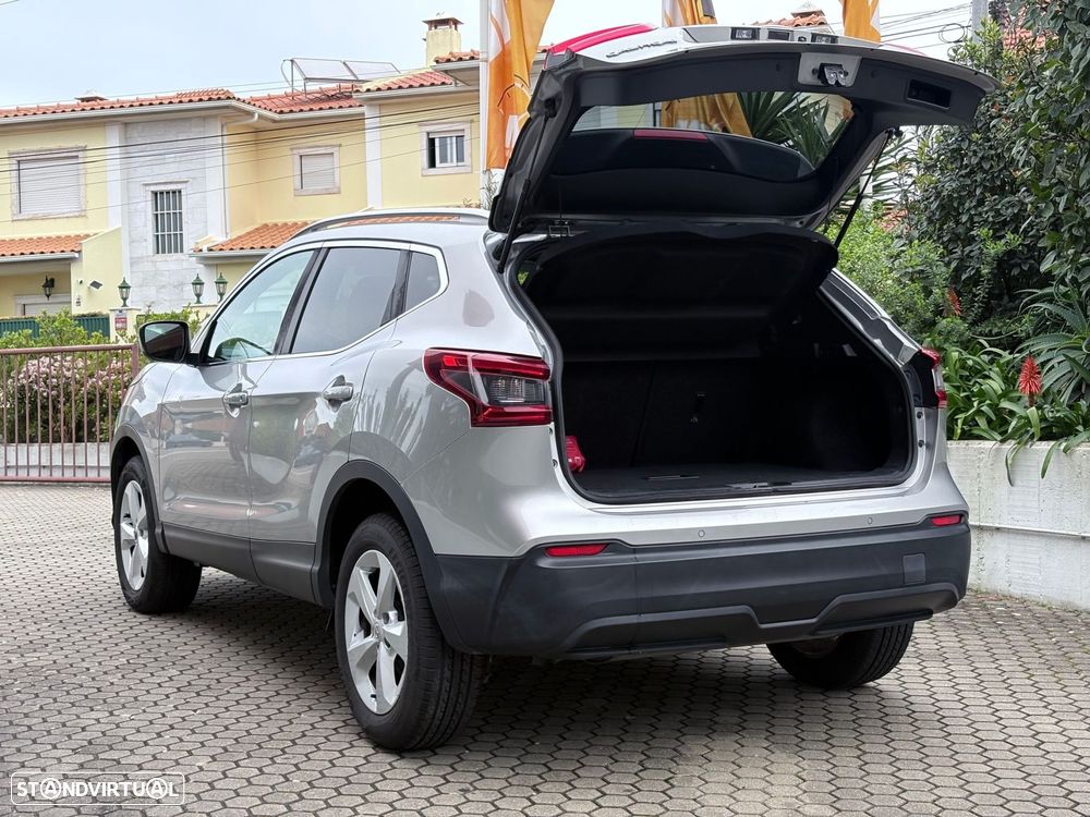 Nissan Qashqai 1.5 dCi N-Connecta Business - 26