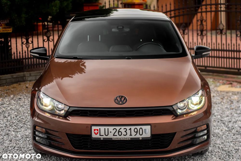 Volkswagen Scirocco 2.0 TSI BlueMotion Technology DSG Allstar - 4