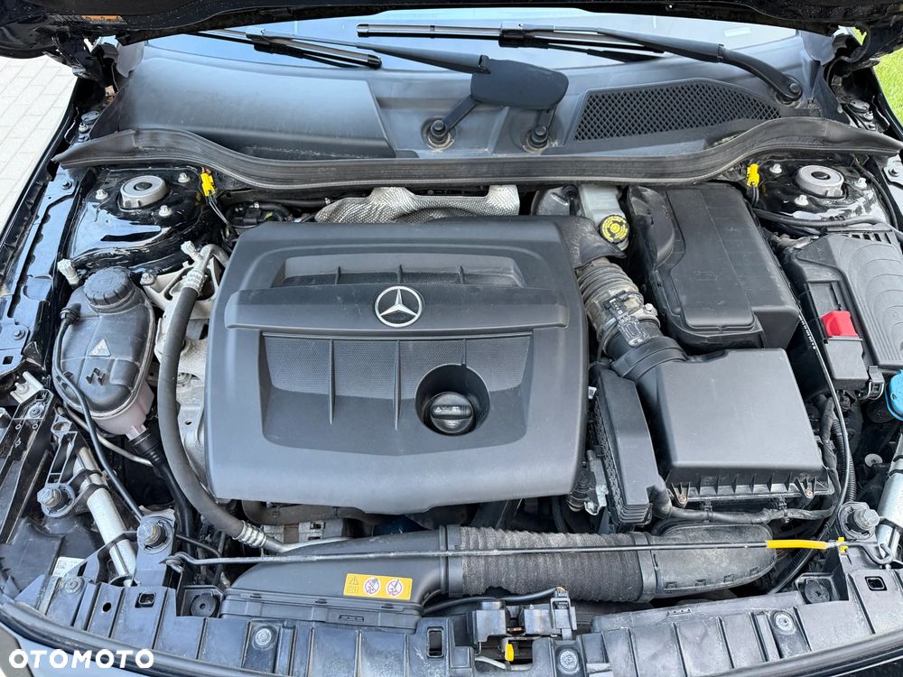 Mercedes-Benz GLA 180 (CDI) d Urban - 31