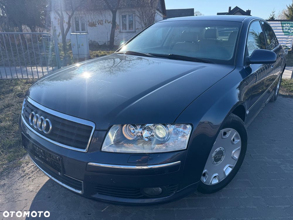 Audi A8 4.2 Quattro - 20