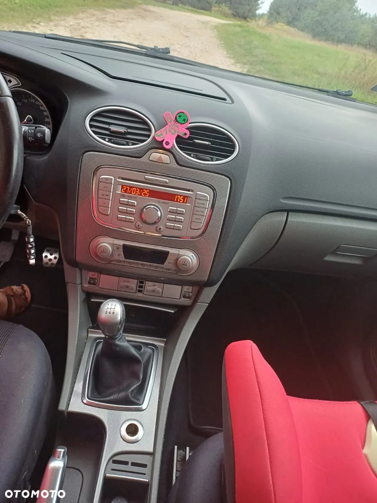 Ford Focus 1.6 Sport - 5