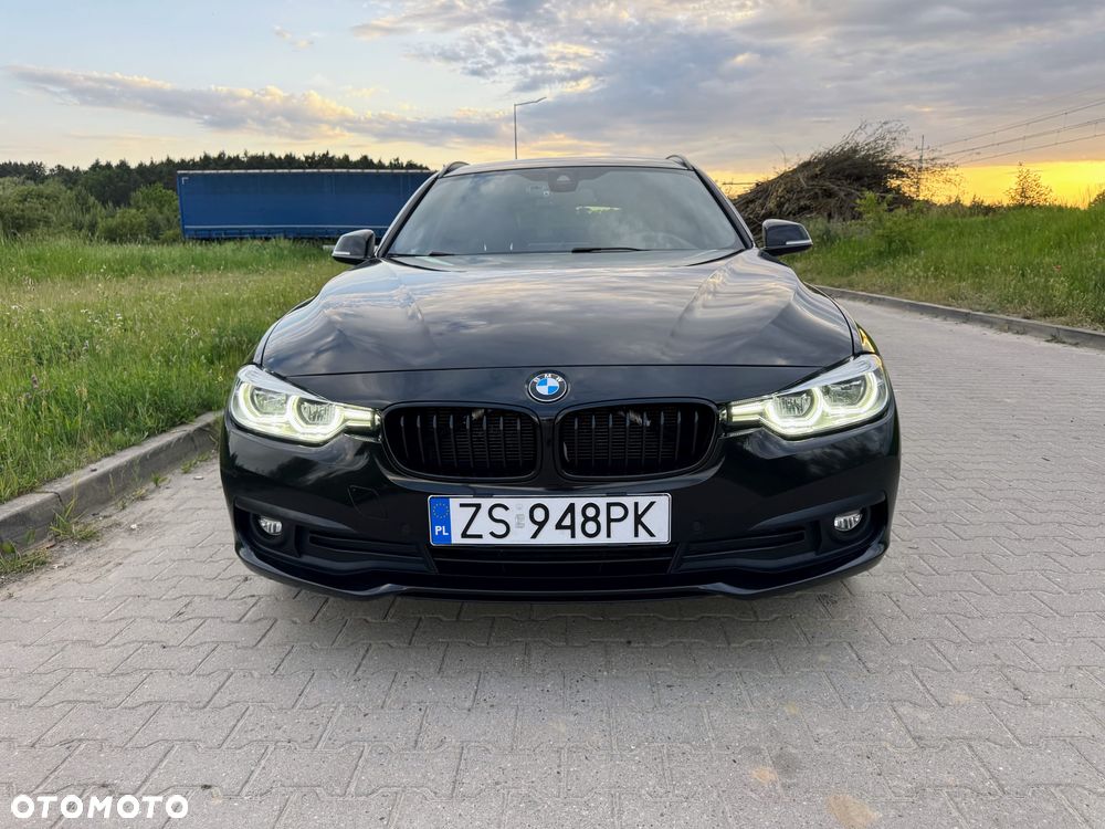 BMW Seria 3 318d Sport Line Shadow - 12