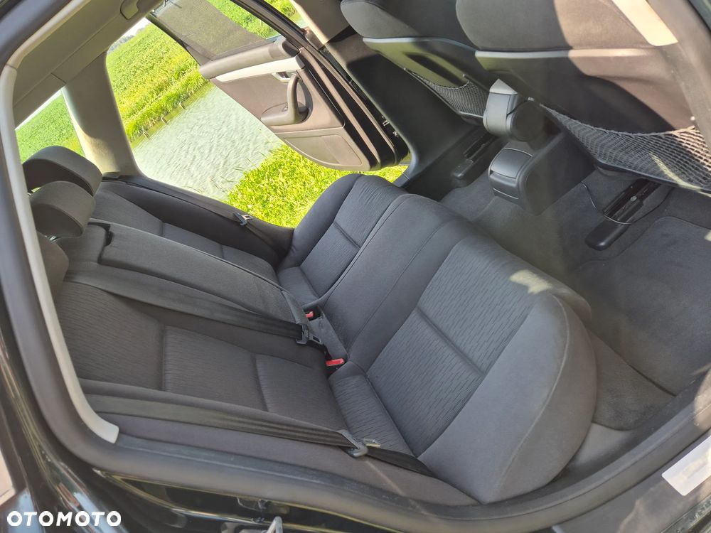 Audi A4 Avant 2.0 TDI - 33