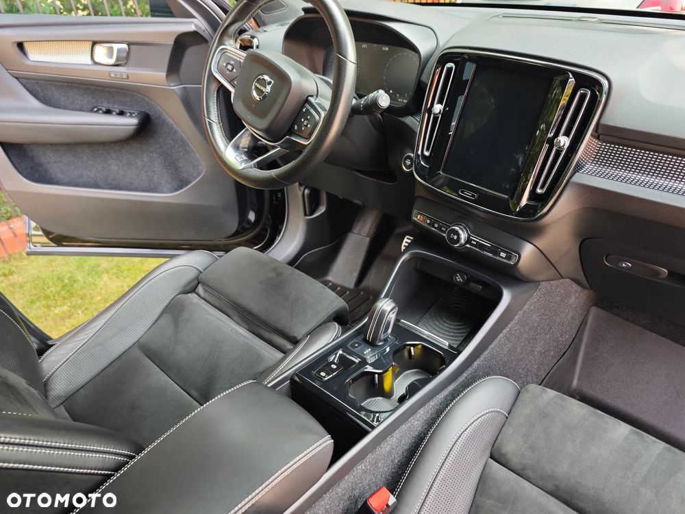 Volvo XC 40 T5 AWD Geartronic R-Design - 21