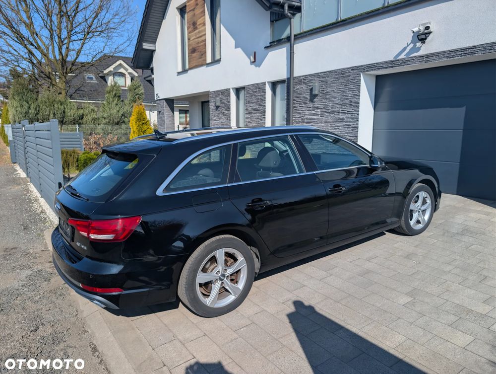 Audi A4 Avant 40 TFSI S tronic - 10