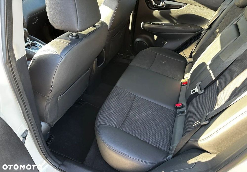 Nissan Qashqai - 22