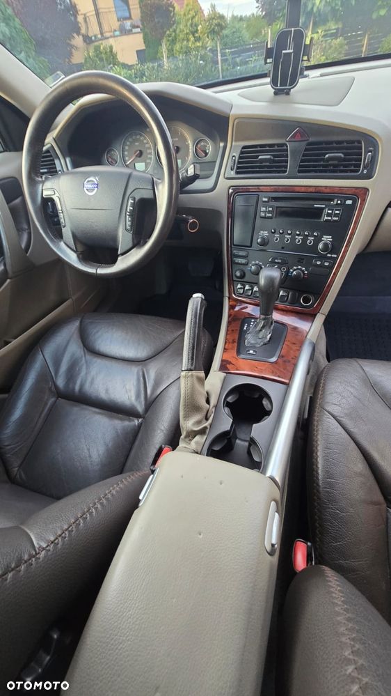 Volvo XC 70 - 4