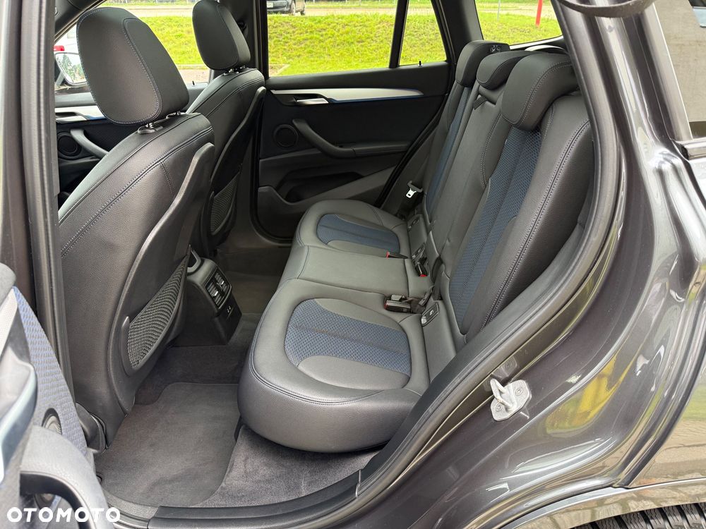 BMW X1 xDrive20d M Sport - 12