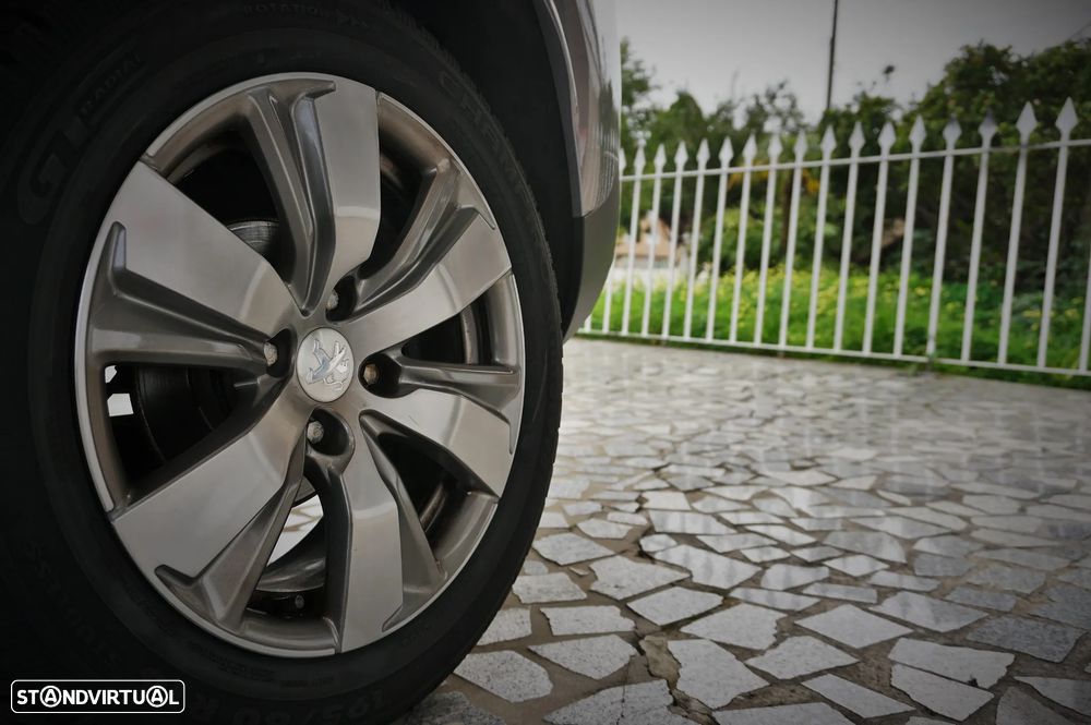 Peugeot 2008 1.4 HDi Active - 38