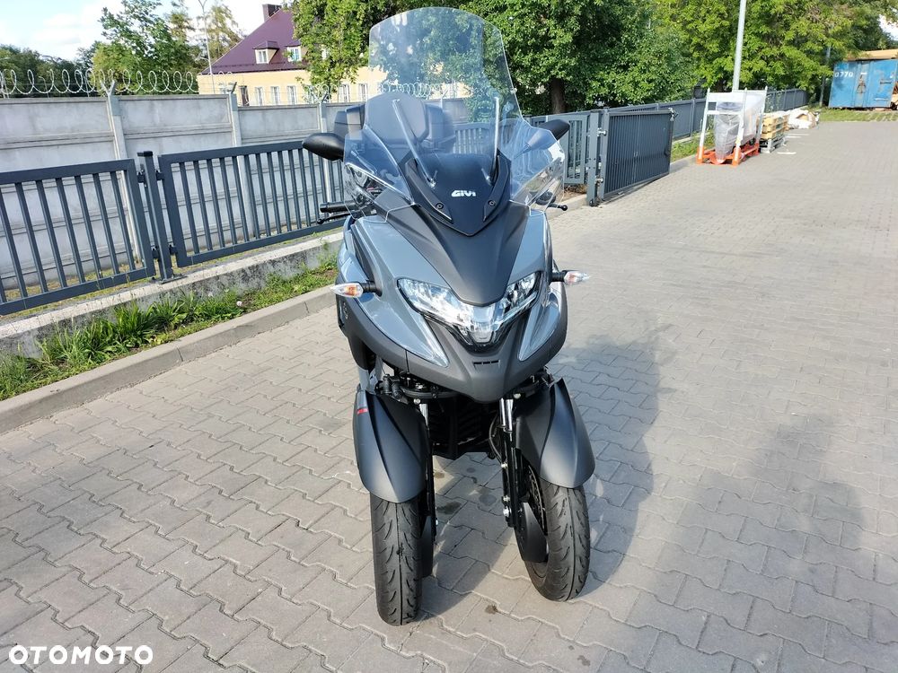 Yamaha MT - 3