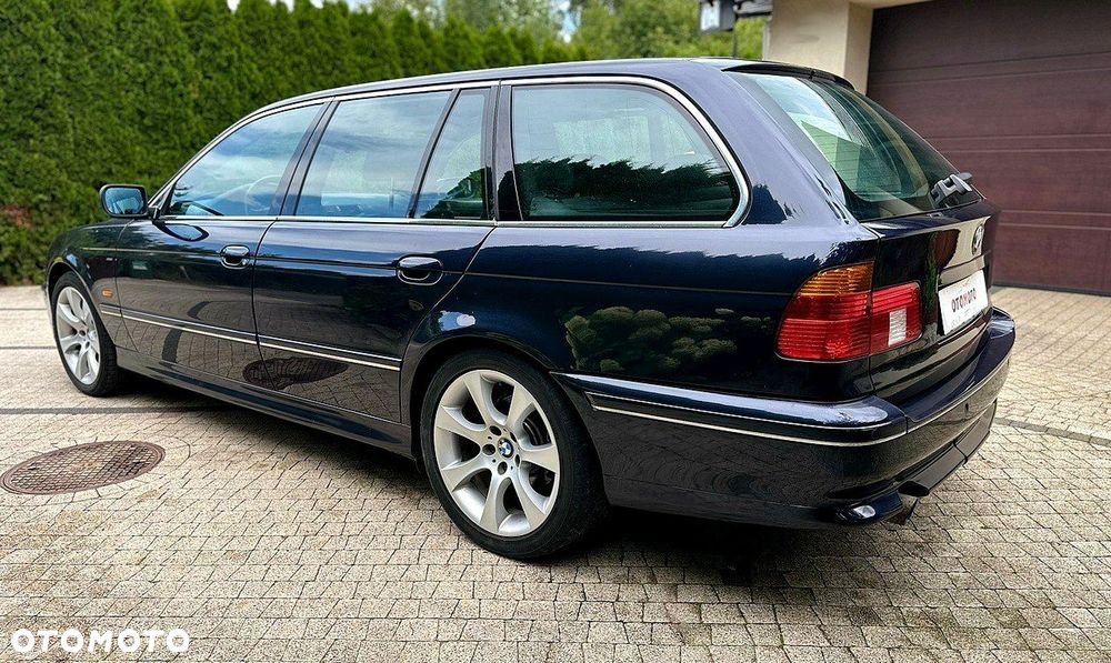 BMW Seria 5 - 25