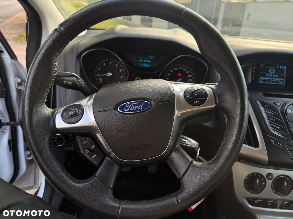 Ford Focus 1.0 EcoBoost Titanium - 27