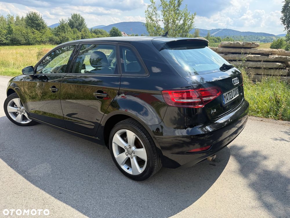 Audi A3 Sportback 1.6 TDI - 12