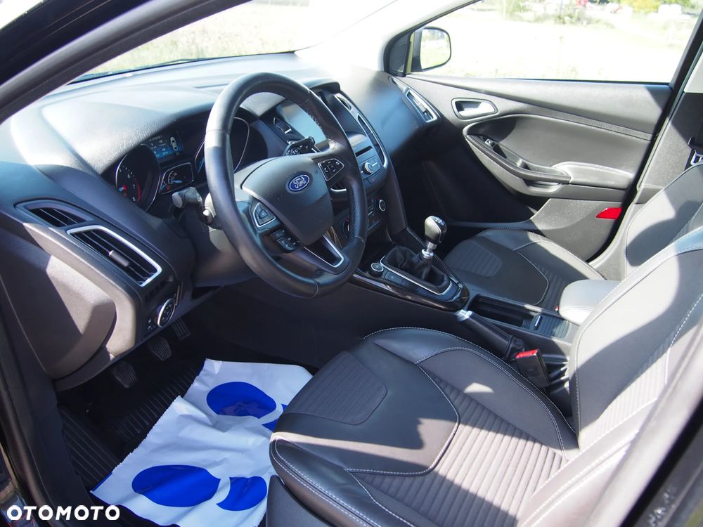 Ford Focus SW 1.0 EcoBoost Titanium - 8