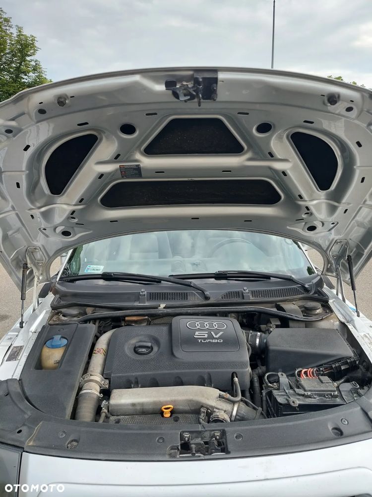 Audi TT Coupé 1.8T Quattro - 14