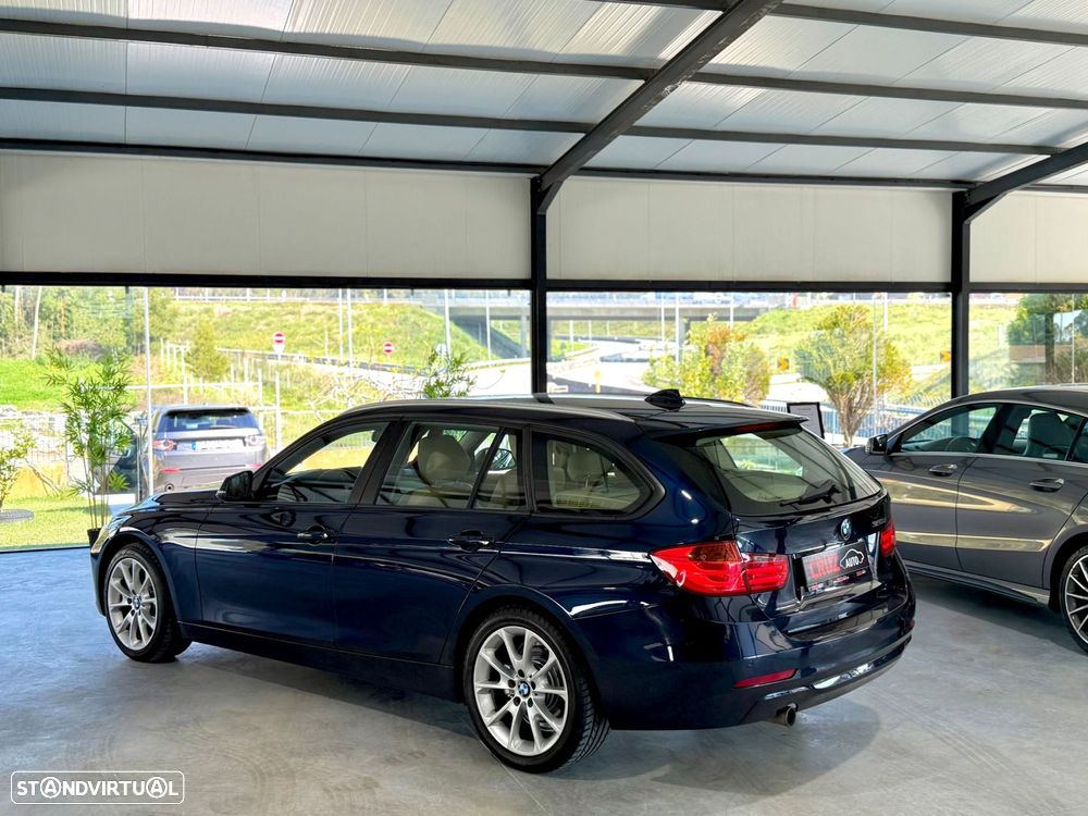 BMW 320 d Line Luxury - 29