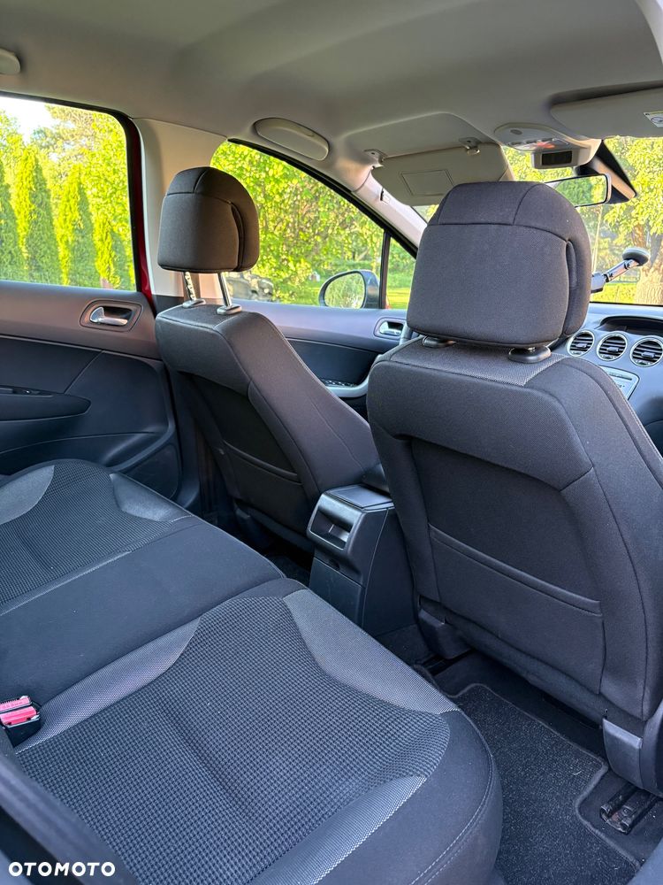 Peugeot 308 120 VTi Family - 8