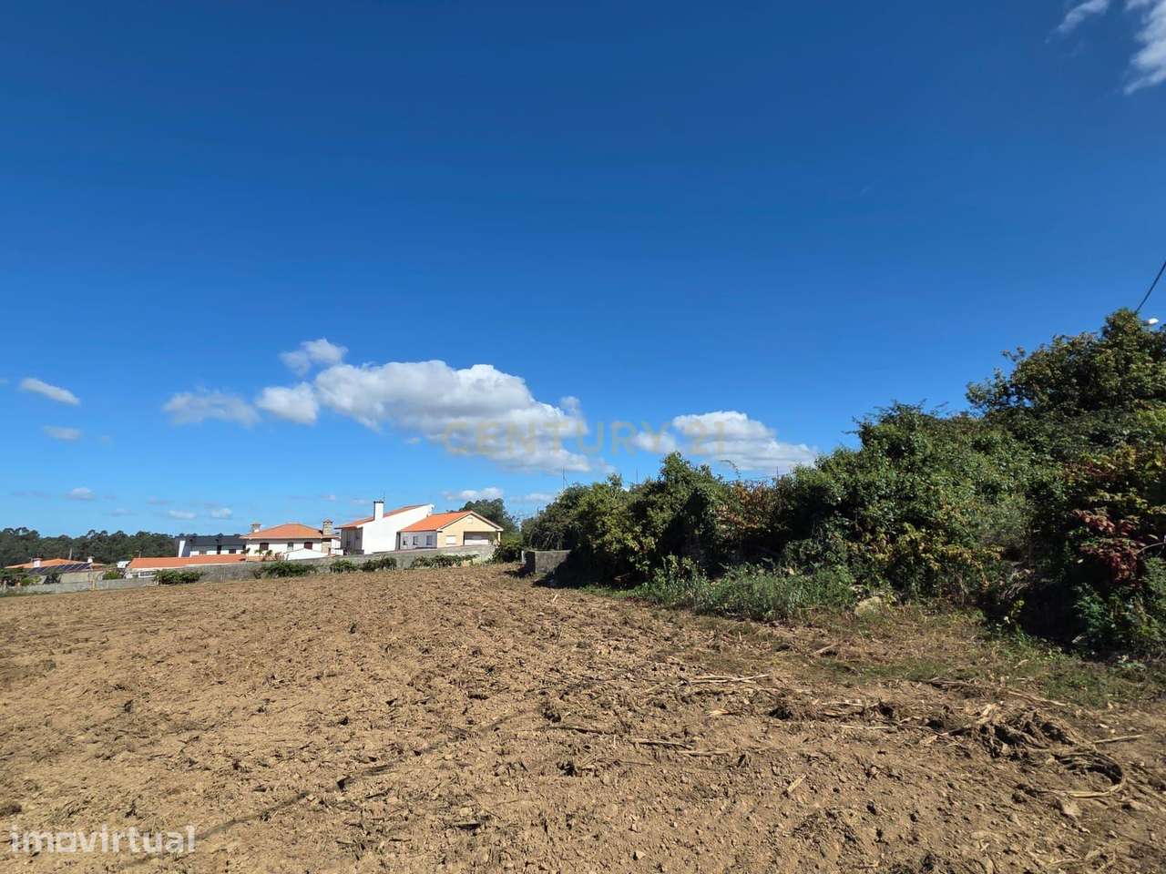 Lote de Terreno com 2305.25m2 em Laundos - Grande imagem: 3/28