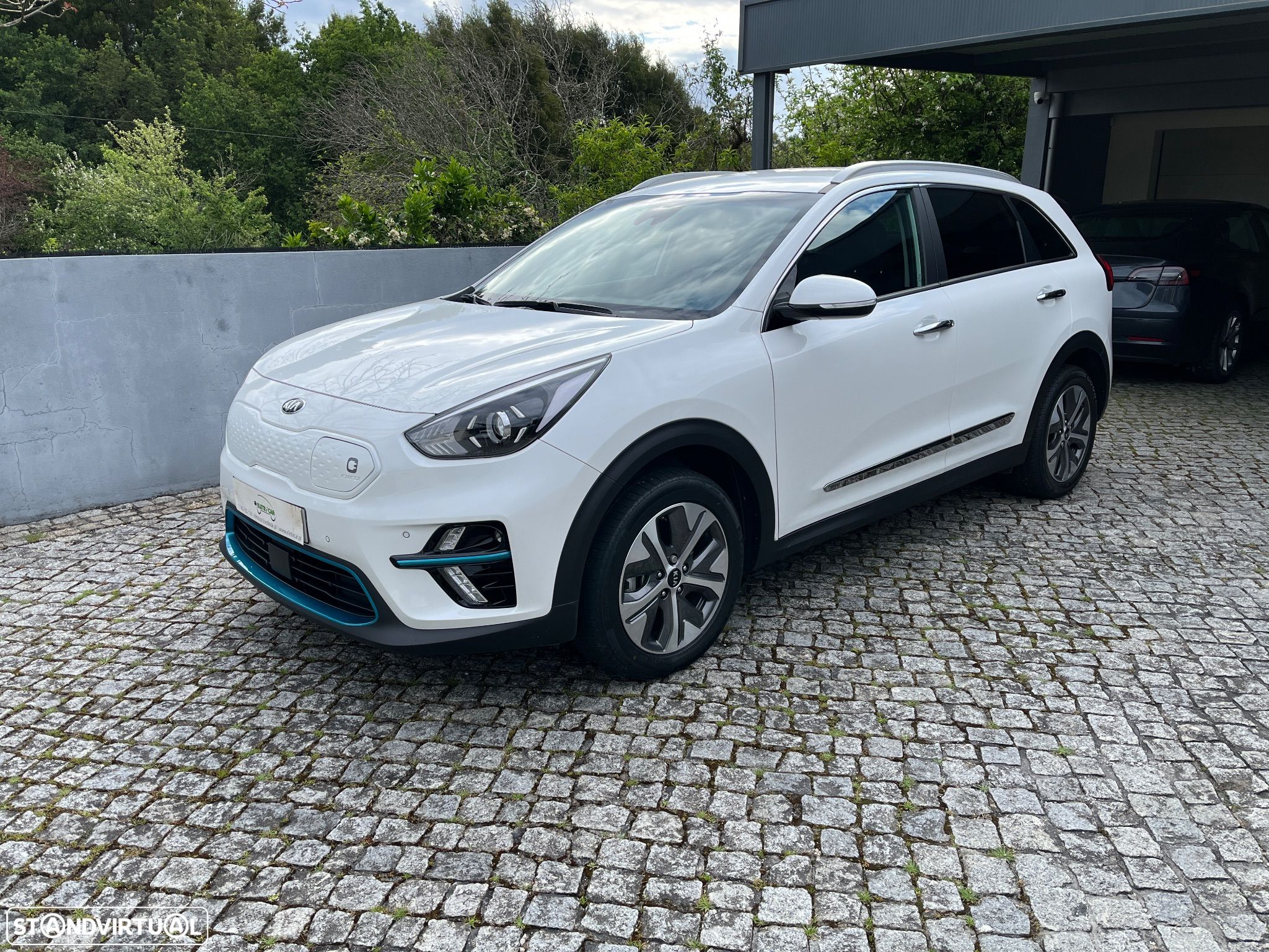 Kia e-Niro 64kWh - 1