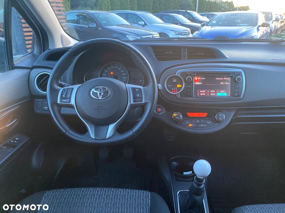 Toyota Yaris 1.33 VVT-i Edition 2014 - 33
