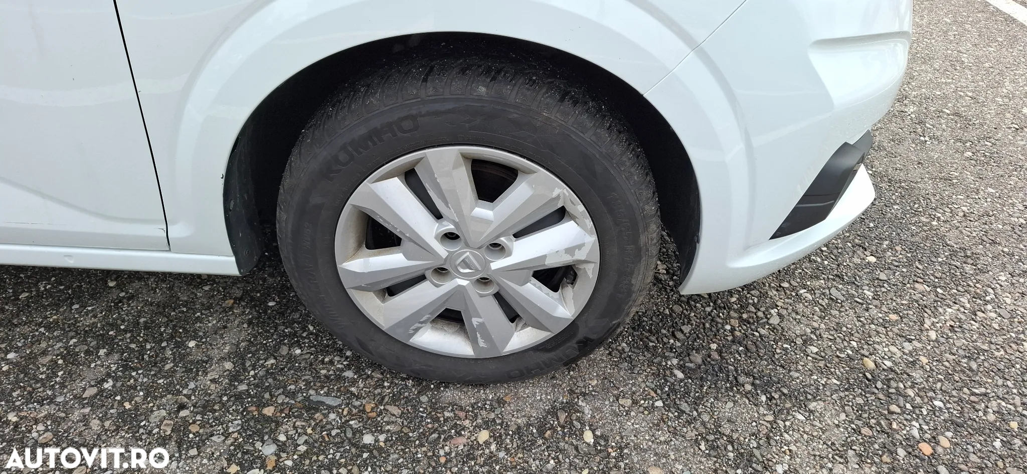 Dacia Logan TCe 90 CVT Comfort - 4
