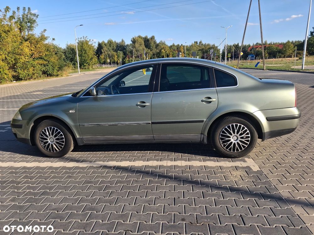 Volkswagen Passat 1.9 TDI - 8