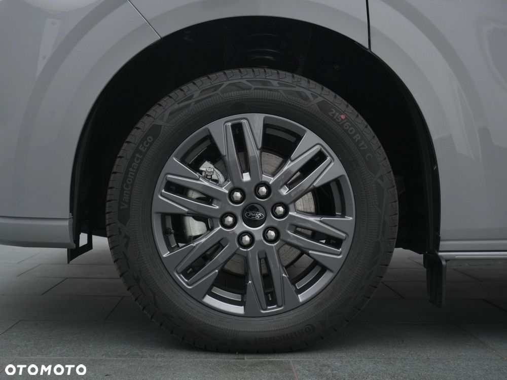 Ford Tourneo Custom 2.0 EcoBlue 320 L2 Titanium - 25