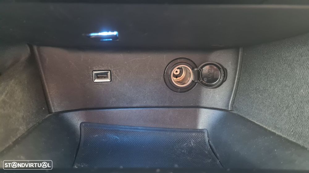 Peugeot 5008 1.5 BlueHDi Allure Pack - 38