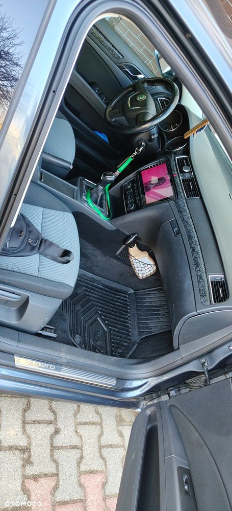Skoda Superb 1.4 TSI Active - 11