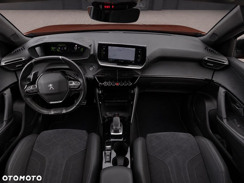 Peugeot 2008 1.5 BlueHDi GT Line S&S EAT8 - 24