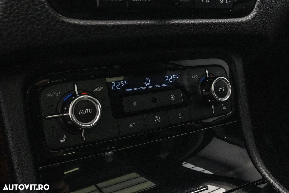 Volkswagen Touareg 3.0 V6 TDI DPF Automatik Mountain - 21