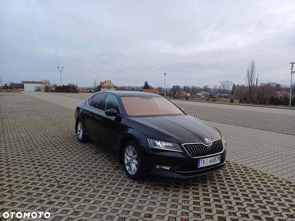 Skoda Superb 2.0 TDI Ambition - 18