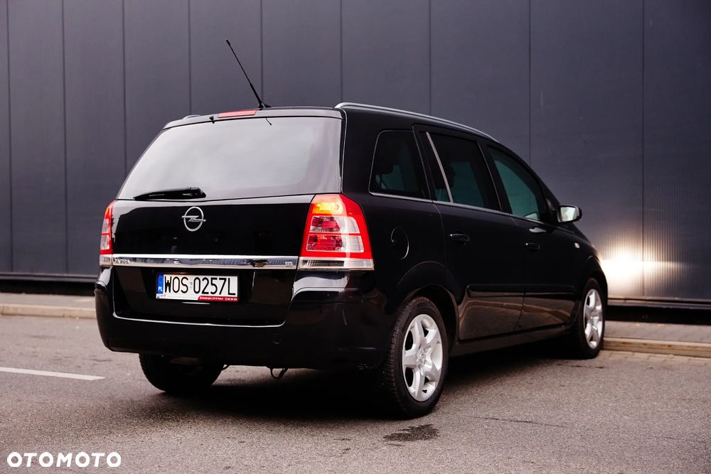 Opel Zafira 1.8 Cosmo - 6